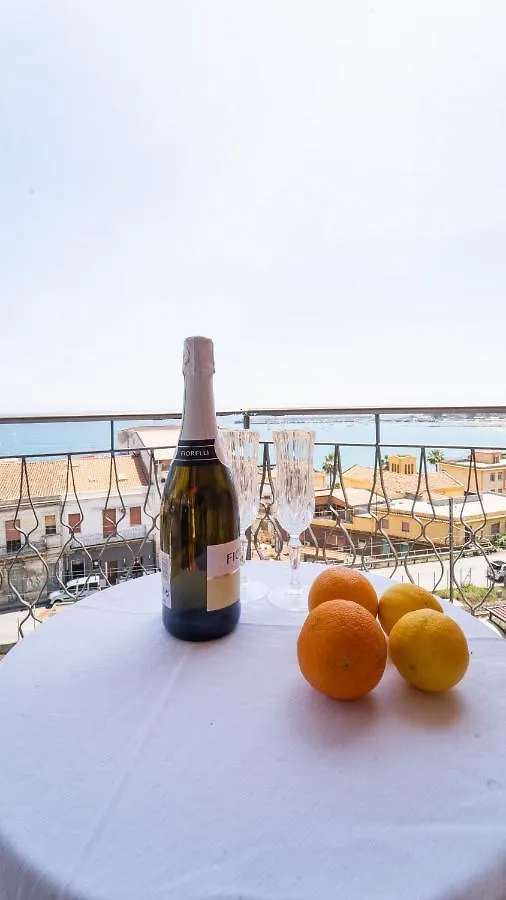 Nereidi Home Giardini-Naxos
